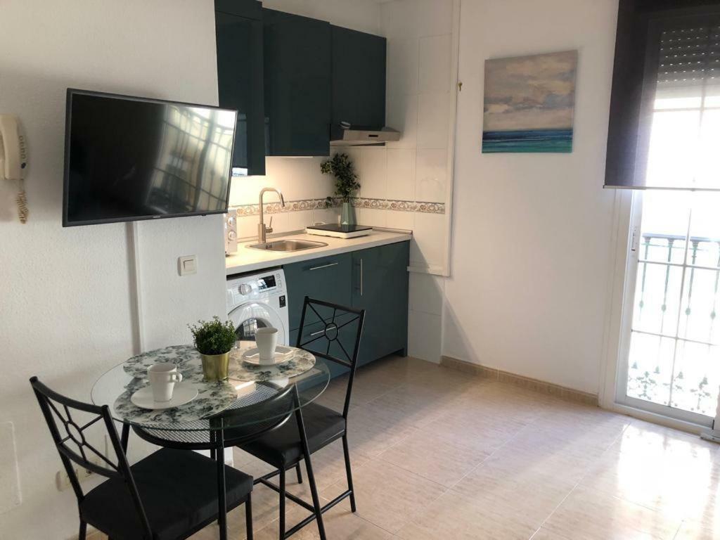Апартаменты Charming Loft Malaga Centre Экстерьер фото
